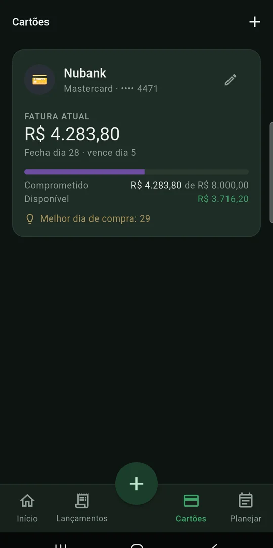 Tela de cartões com a fatura atual, o limite comprometido e o melhor dia de compra.